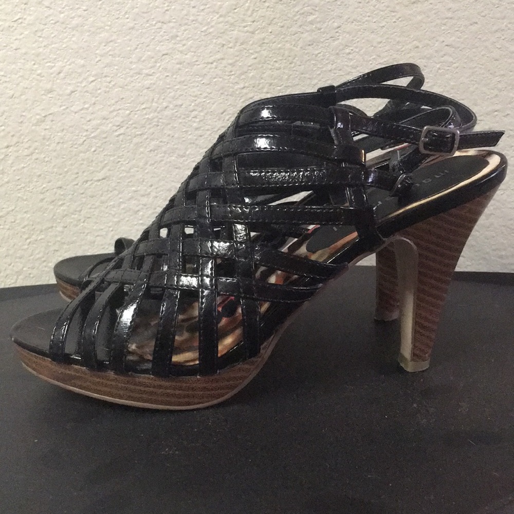 🆕Madden Girl Korral Womens Black Strappy Heels